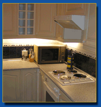 Holiday Home Tenby - The Kitchen